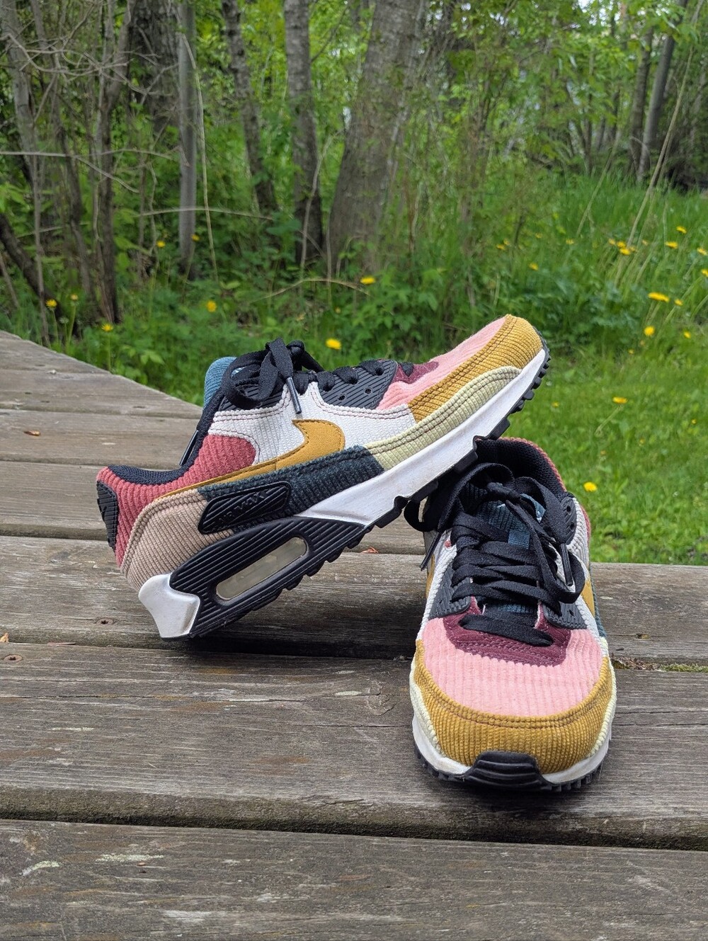 Nike AirMax 90 In Multi-Corduroy